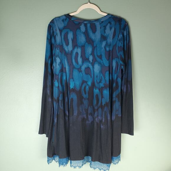 LOGO Lori Goldstein Womens Blue Rayon 230 Printed Swing Top Lace Hem Size Large - Picture 2 of 6